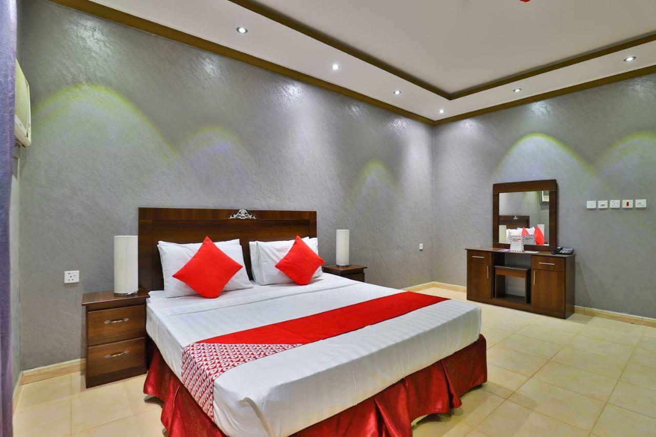 Oyo 273 Star Yanbu Hotel Suites Экстерьер фото