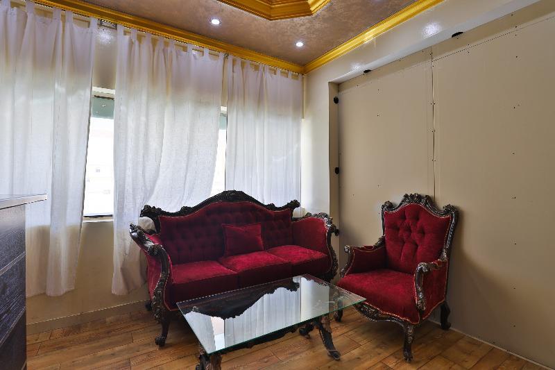 Oyo 273 Star Yanbu Hotel Suites Экстерьер фото