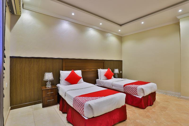 Oyo 273 Star Yanbu Hotel Suites Экстерьер фото