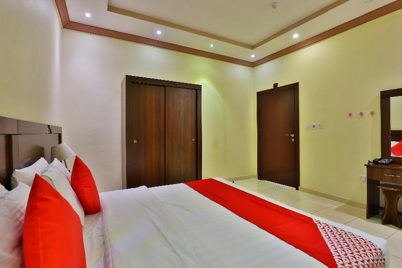 Oyo 273 Star Yanbu Hotel Suites Экстерьер фото