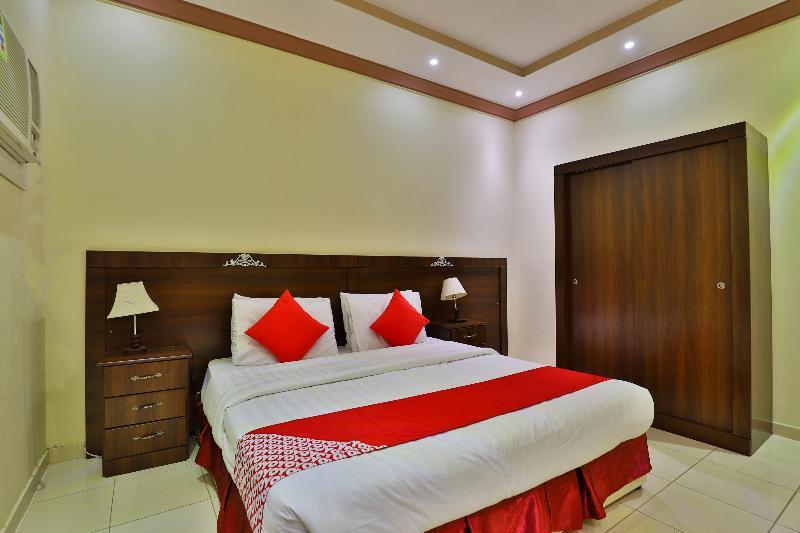 Oyo 273 Star Yanbu Hotel Suites Экстерьер фото